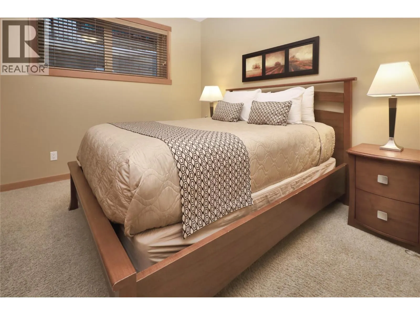 5150 FAIRWAY Drive Unit# 15 B1