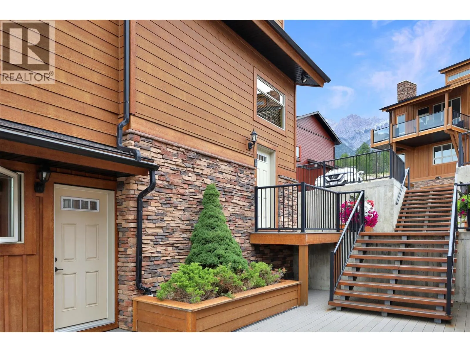 5150 FAIRWAY Drive Unit# 15 B1