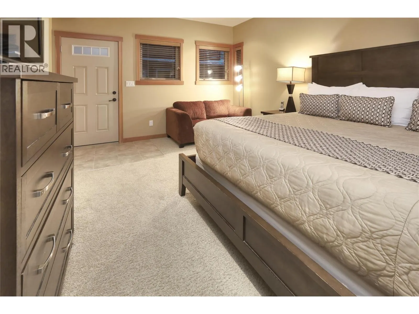 5150 FAIRWAY Drive Unit# 15 B1