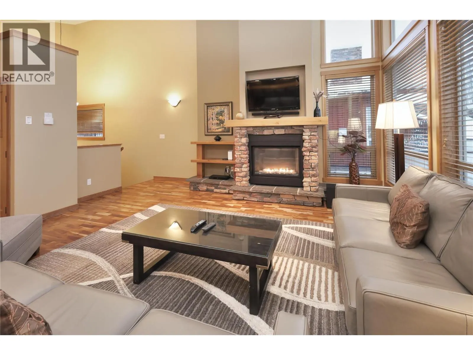 5150 FAIRWAY Drive Unit# 15 B1
