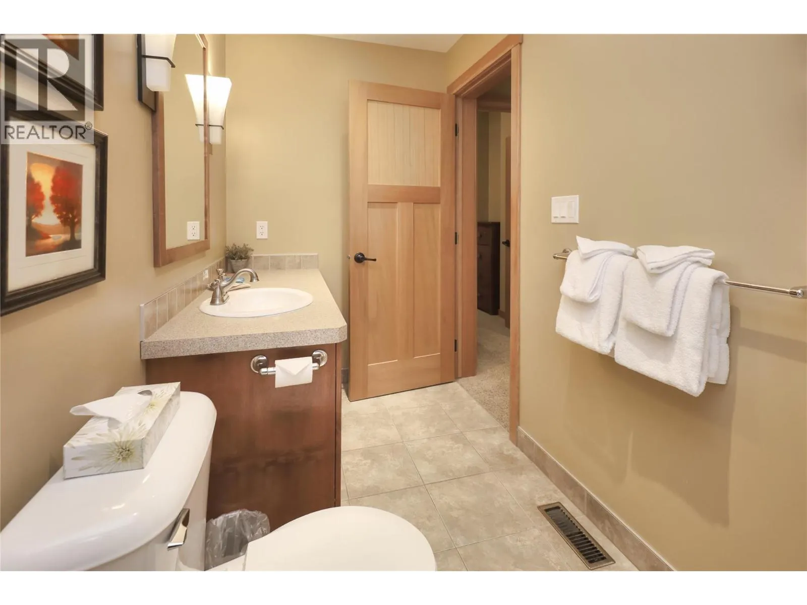 5150 FAIRWAY Drive Unit# 15 B1