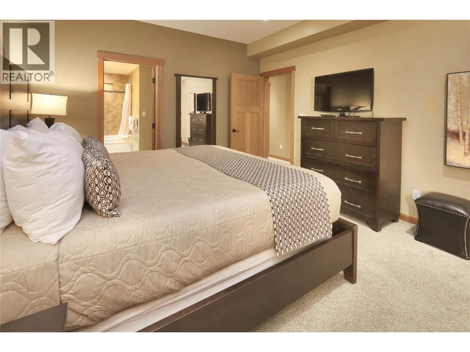 5150 FAIRWAY Drive Unit# 15 B1