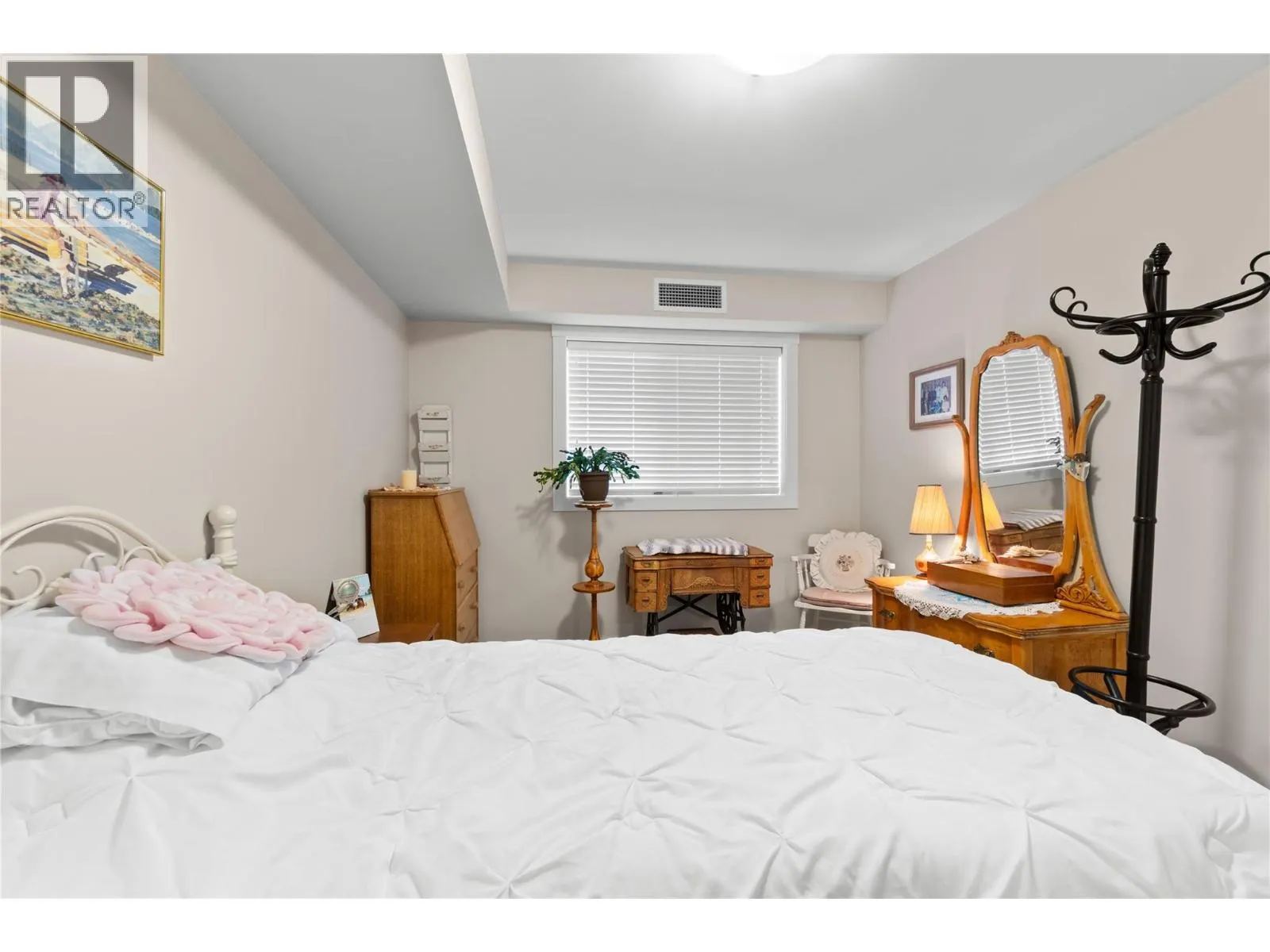 330 4 Avenue SE Unit# 304