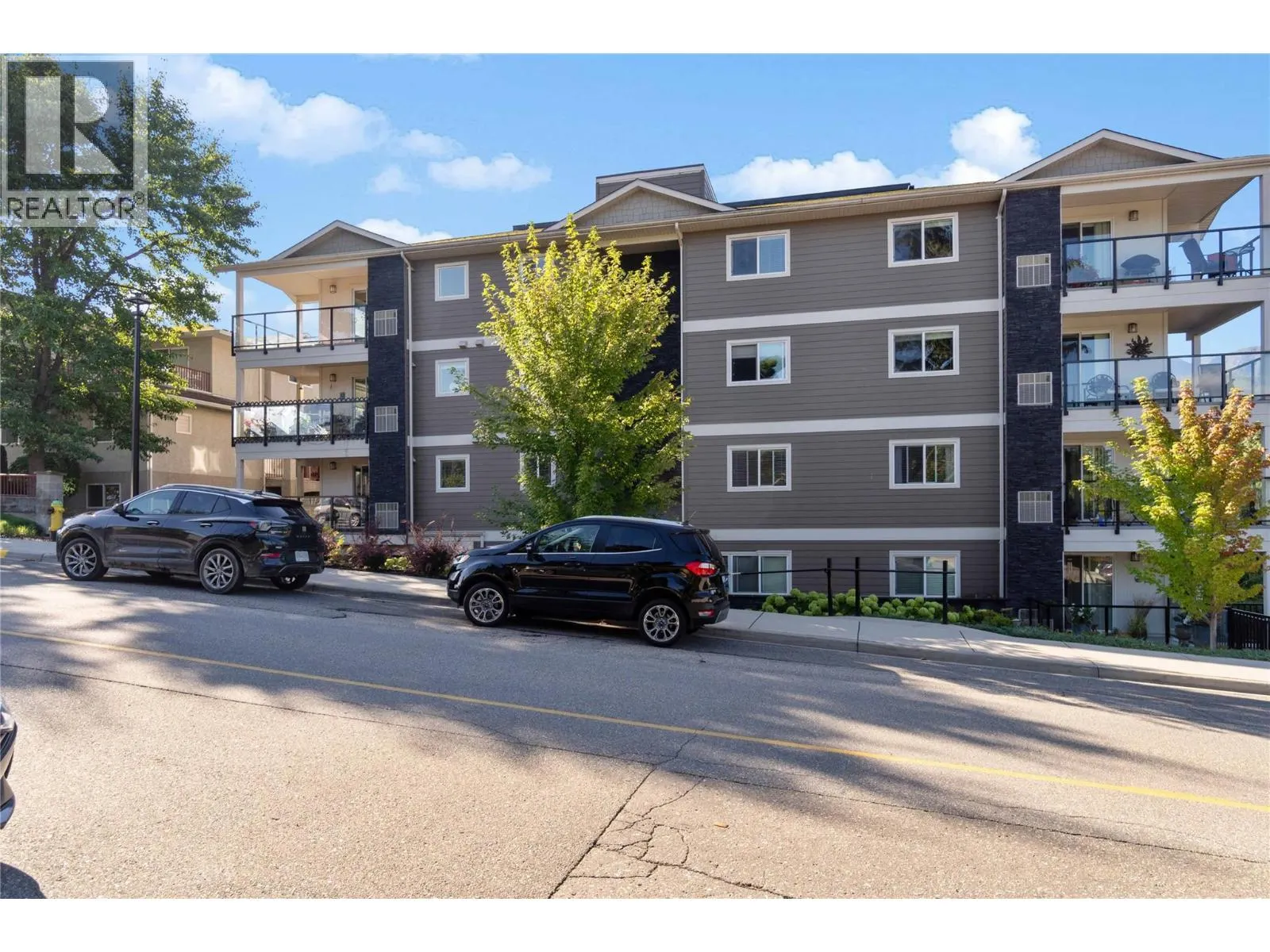 330 4 Avenue SE Unit# 304