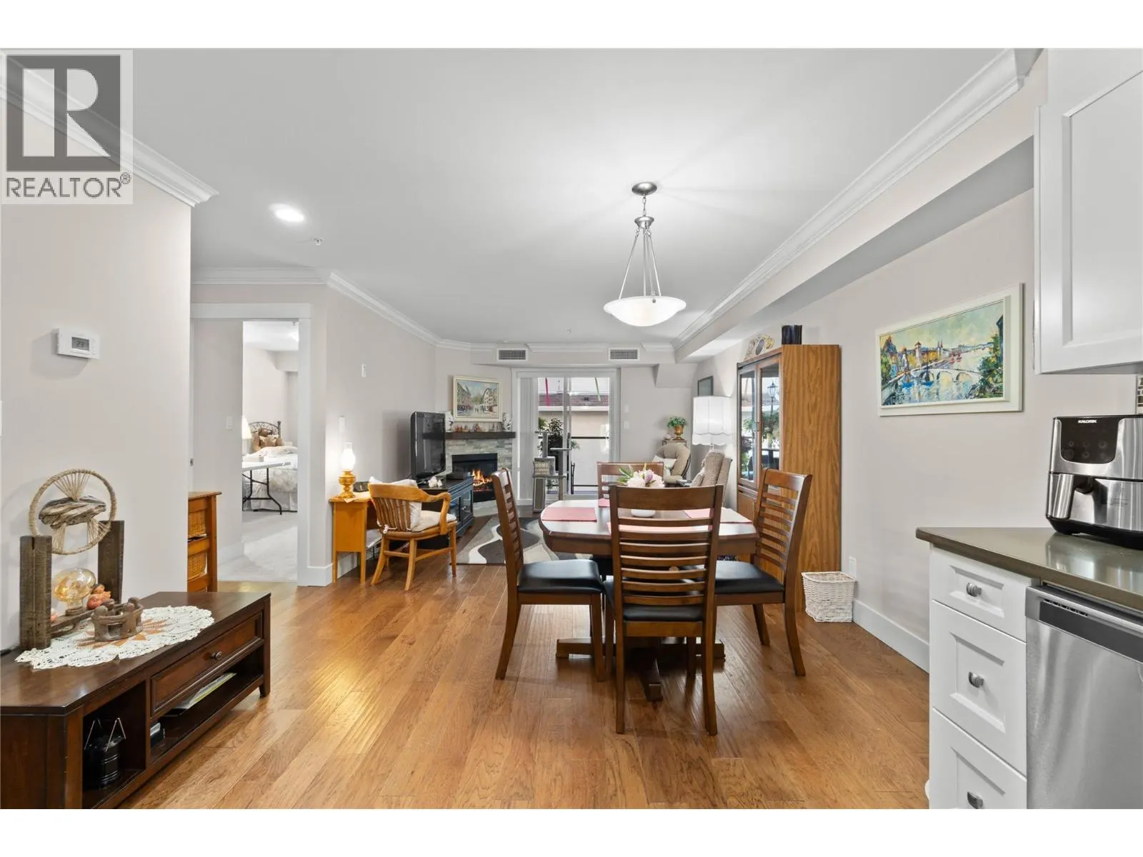 330 4 Avenue SE Unit# 304