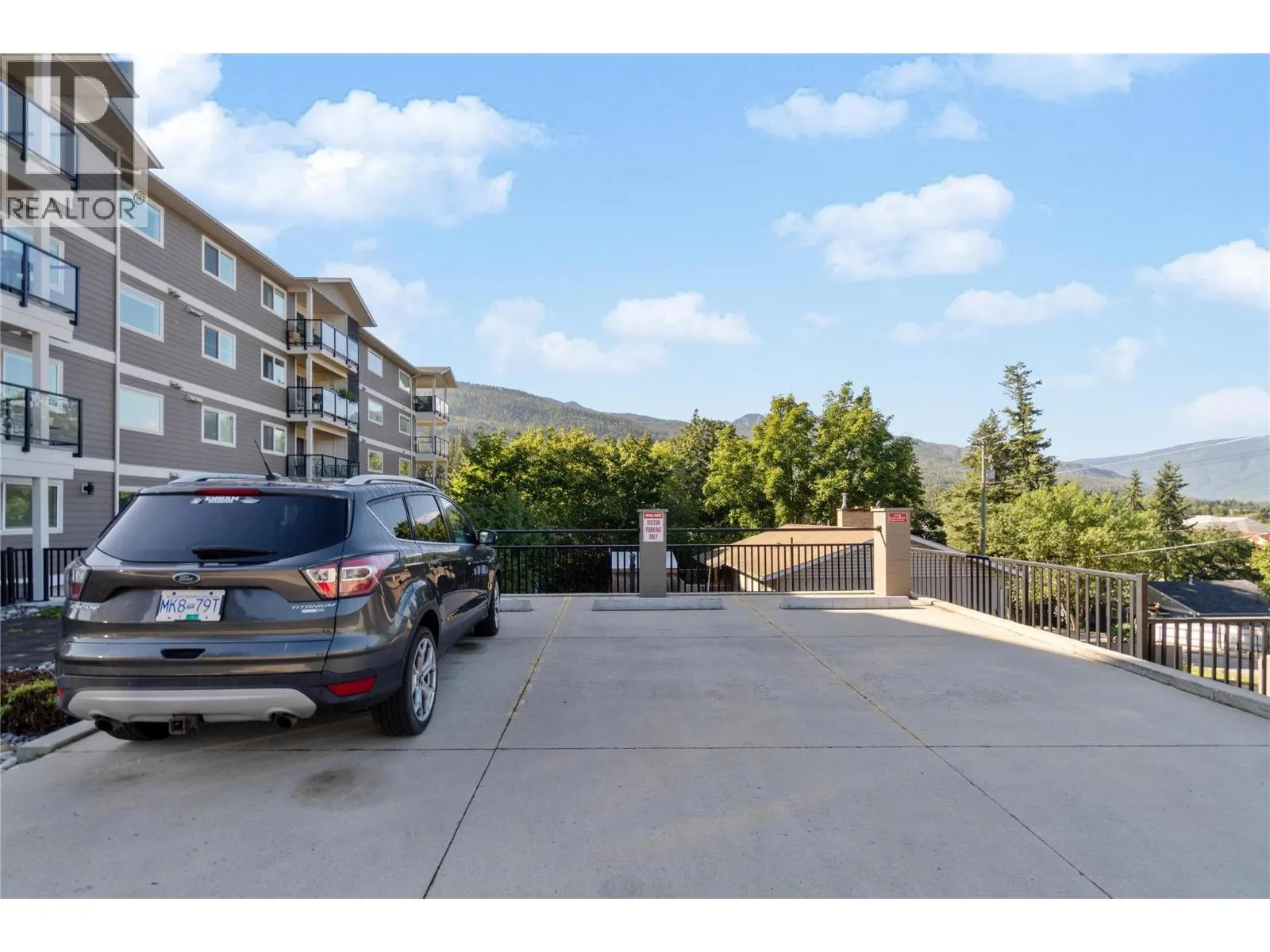 330 4 Avenue SE Unit# 304