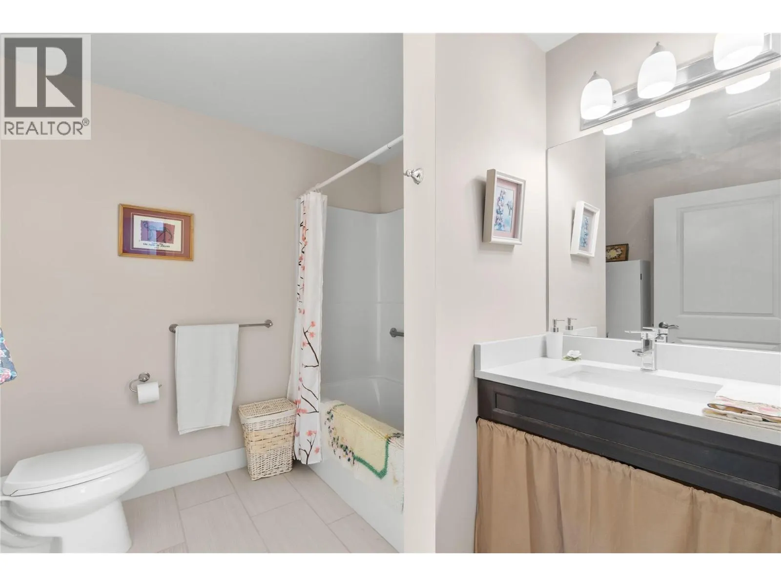 330 4 Avenue SE Unit# 304