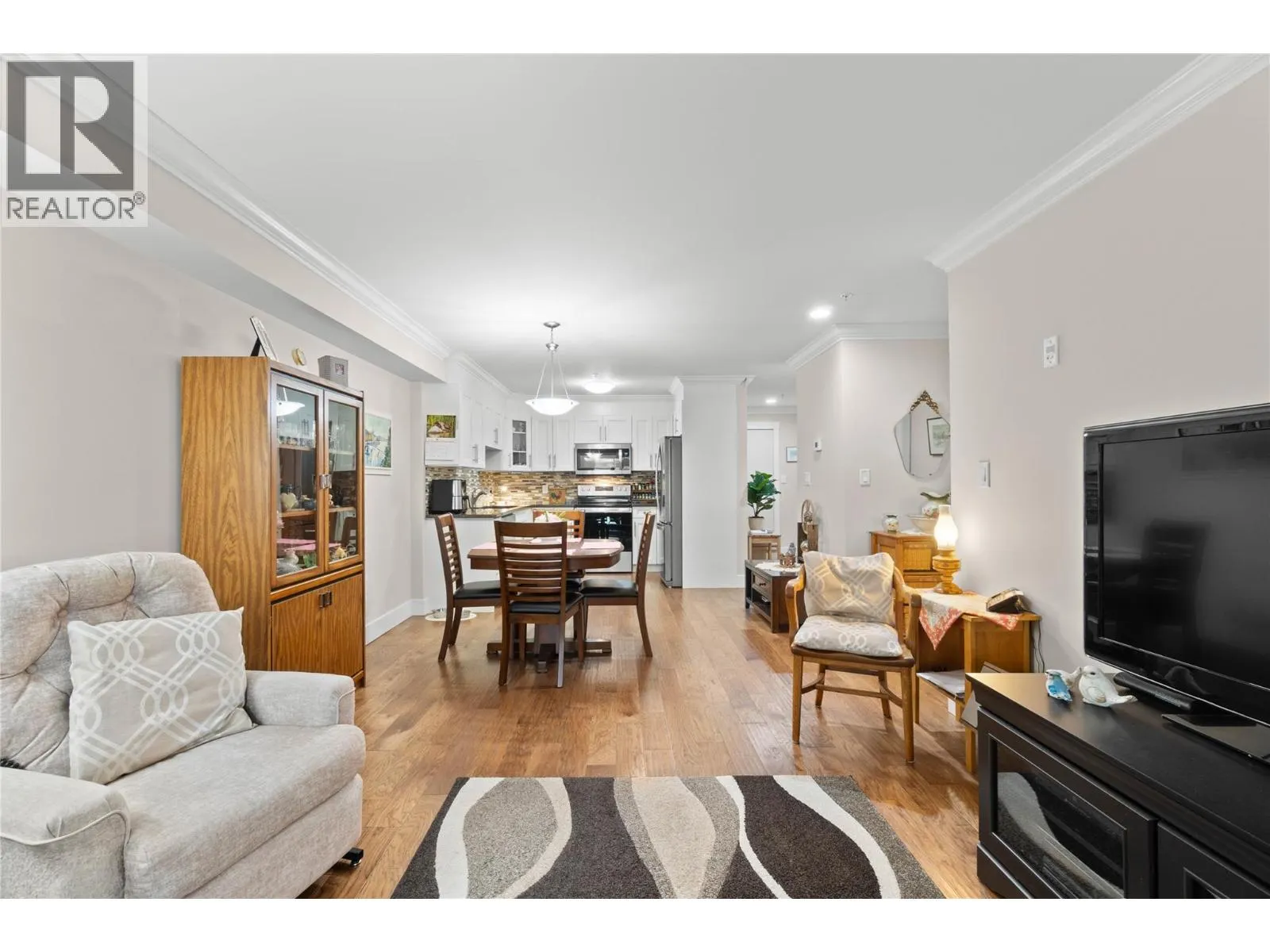 330 4 Avenue SE Unit# 304