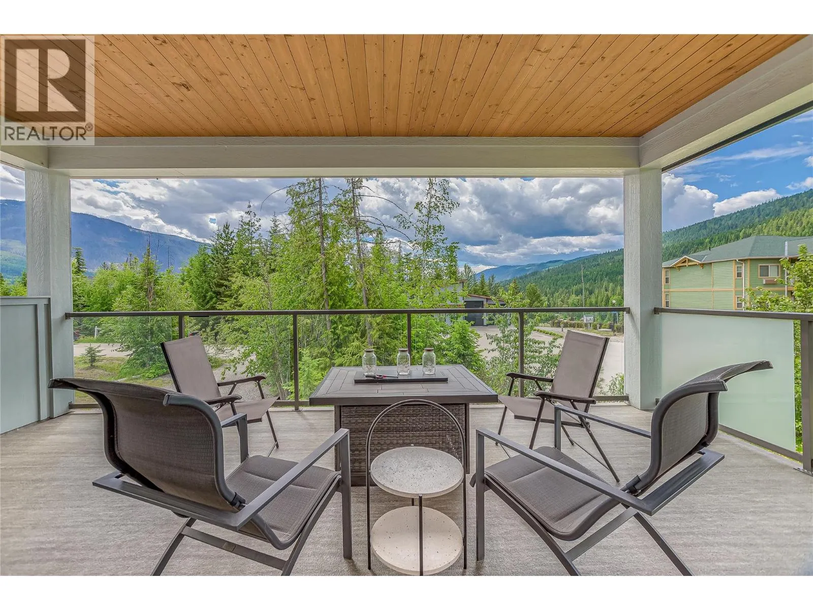 3475 Mabel Lake Place
