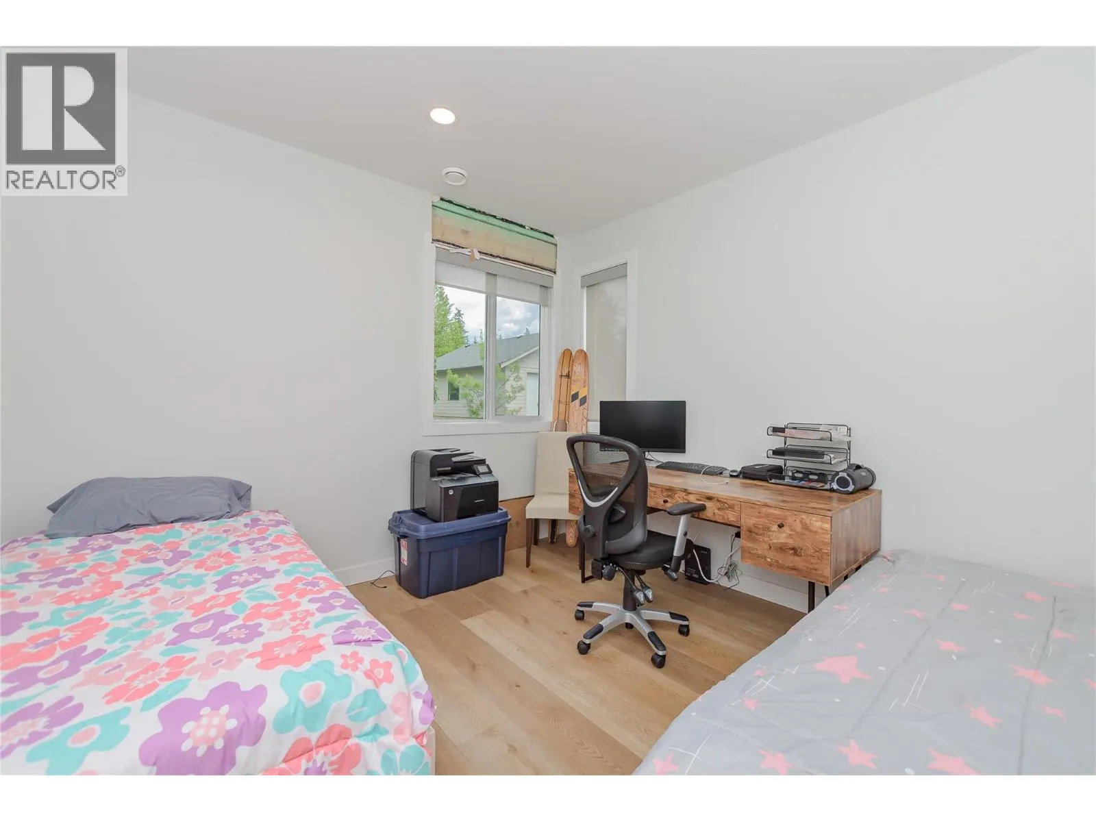 3475 Mabel Lake Place