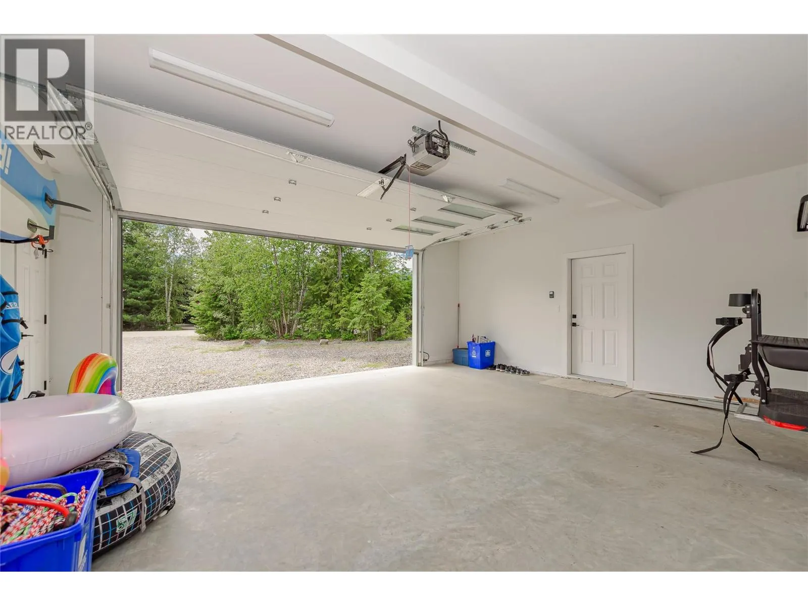 3475 Mabel Lake Place