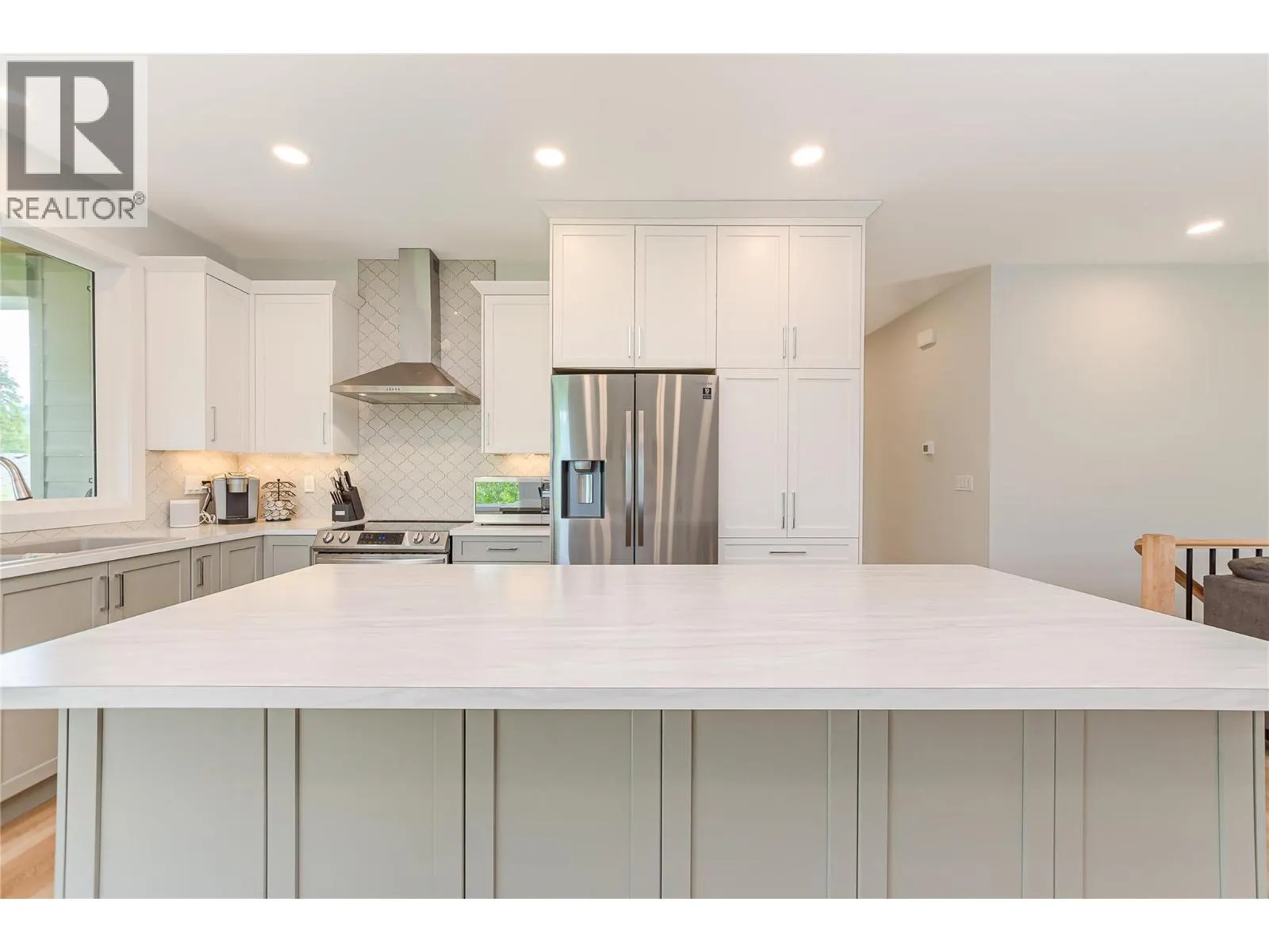 3475 Mabel Lake Place