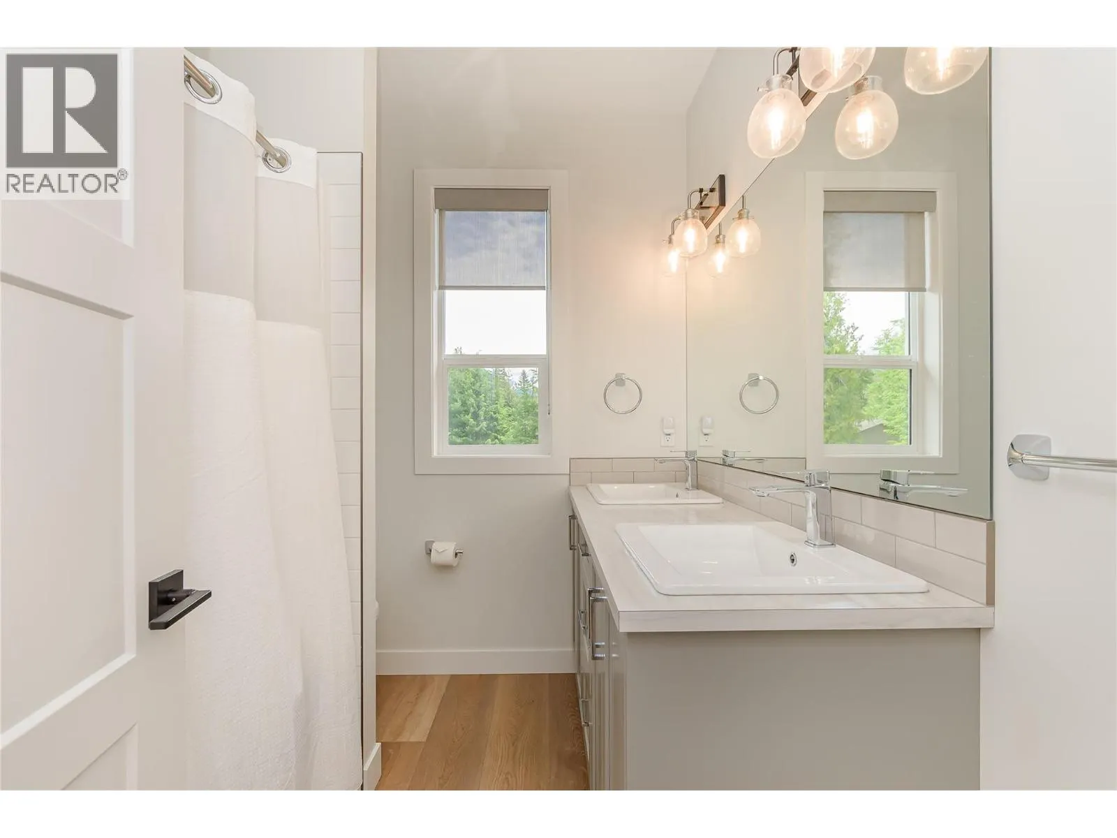 3475 Mabel Lake Place