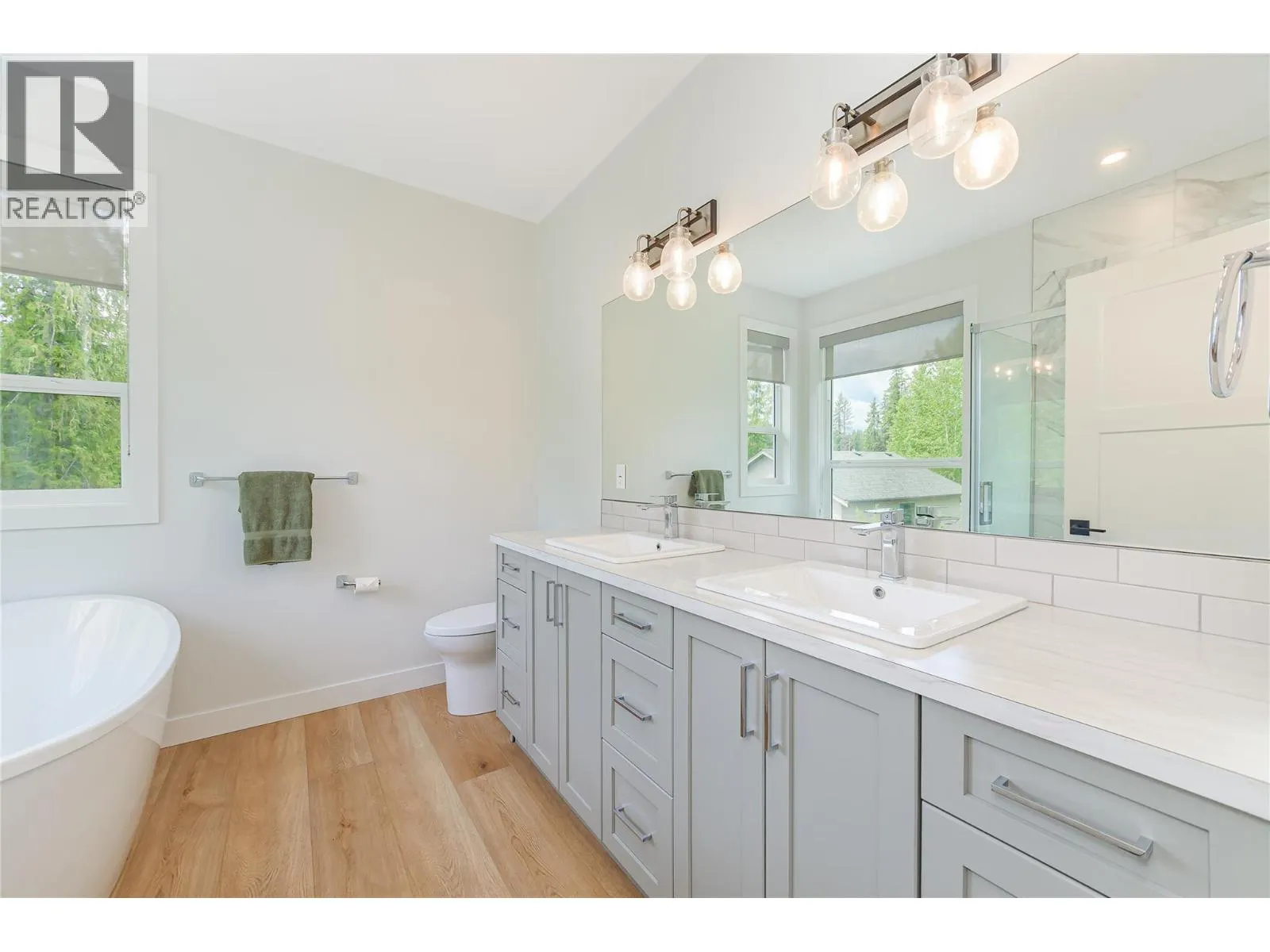 3475 Mabel Lake Place