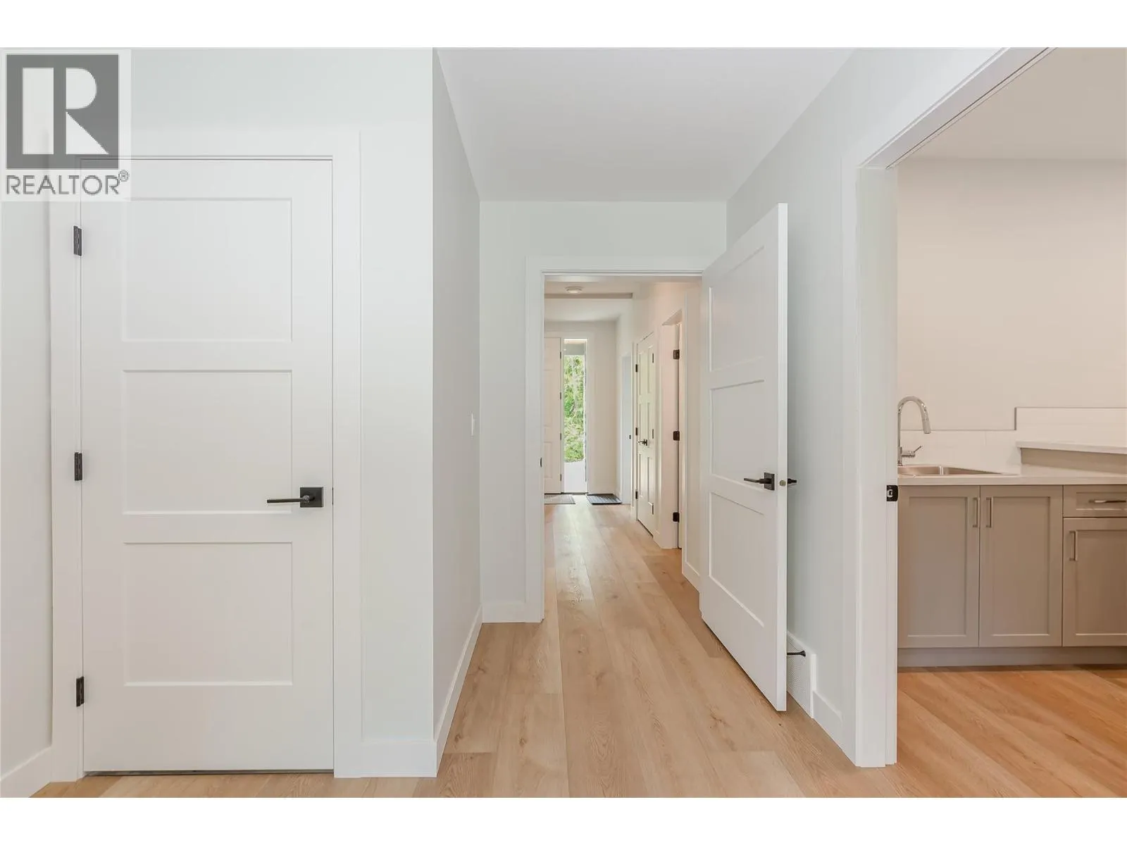 3475 Mabel Lake Place