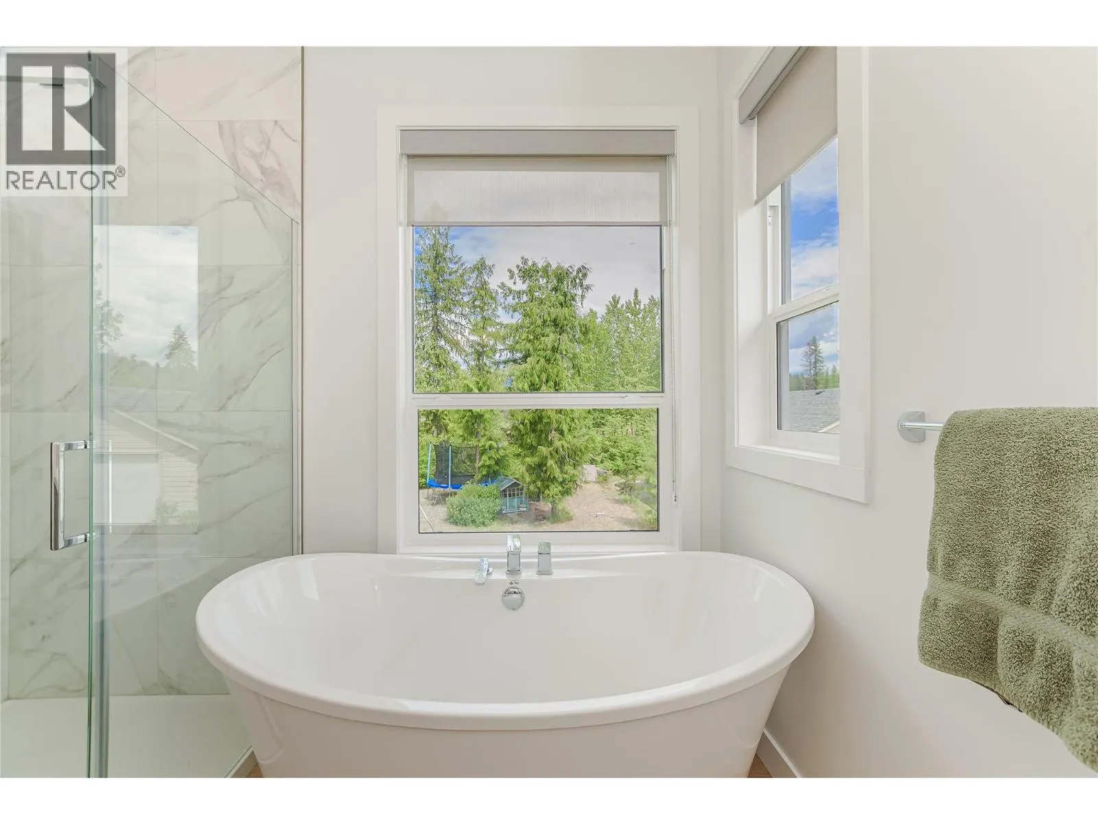 3475 Mabel Lake Place
