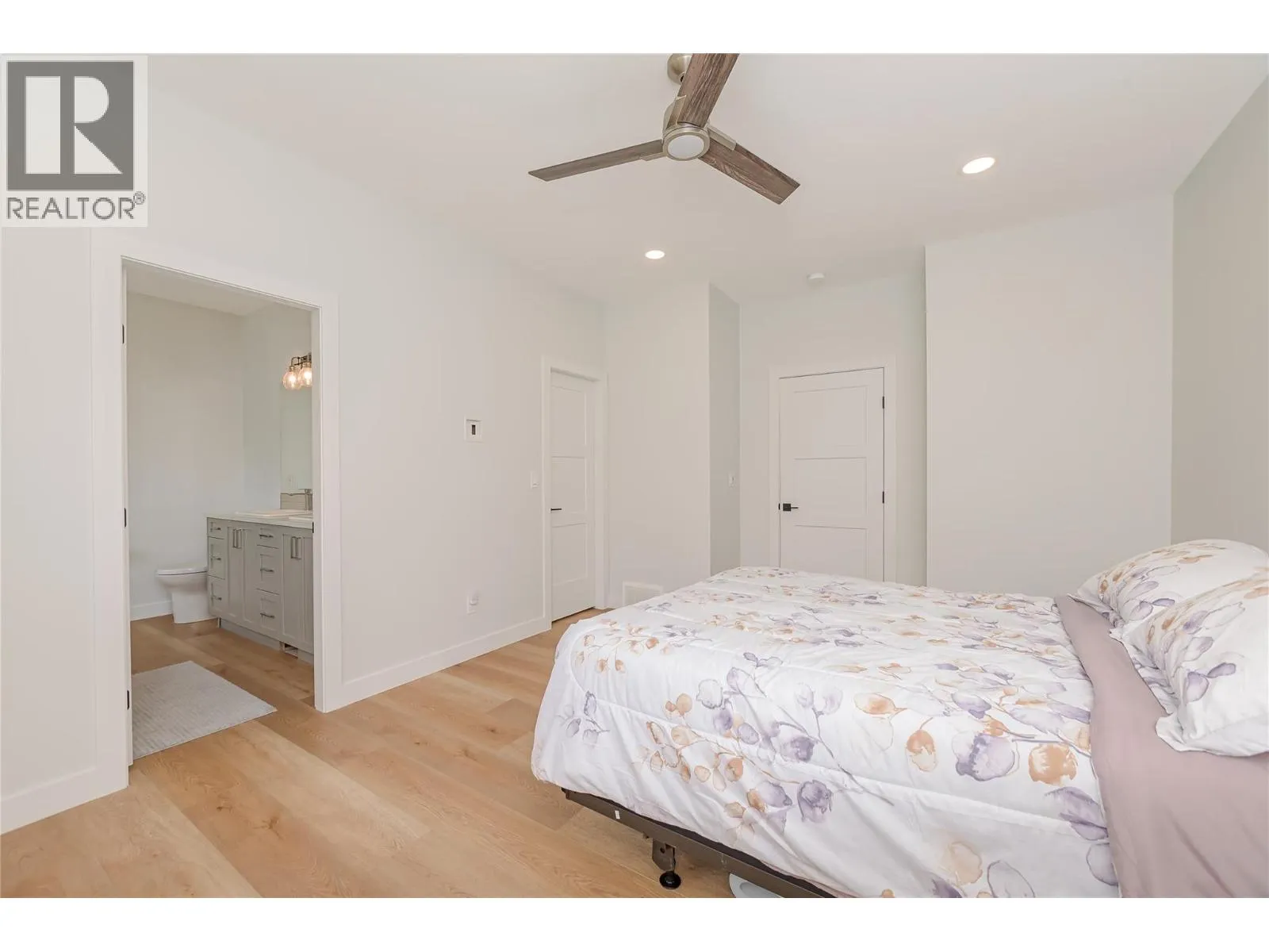 3475 Mabel Lake Place