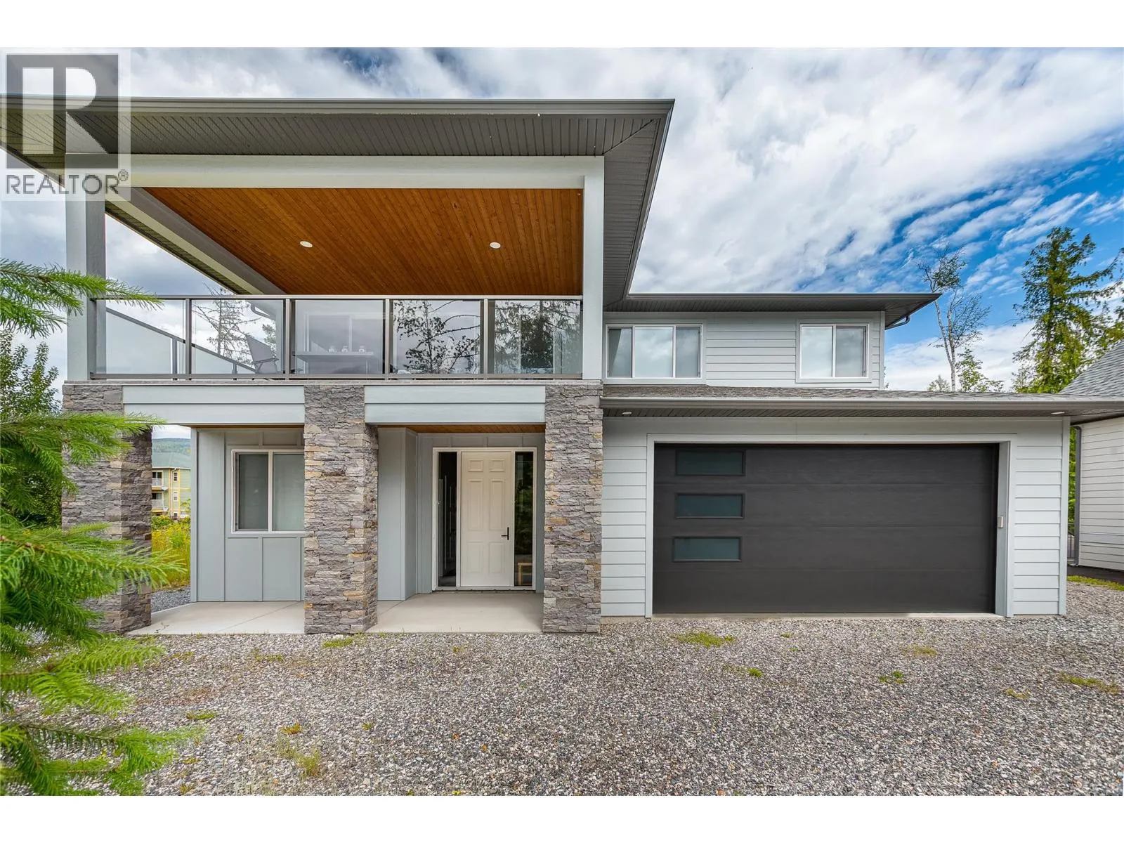 3475 Mabel Lake Place