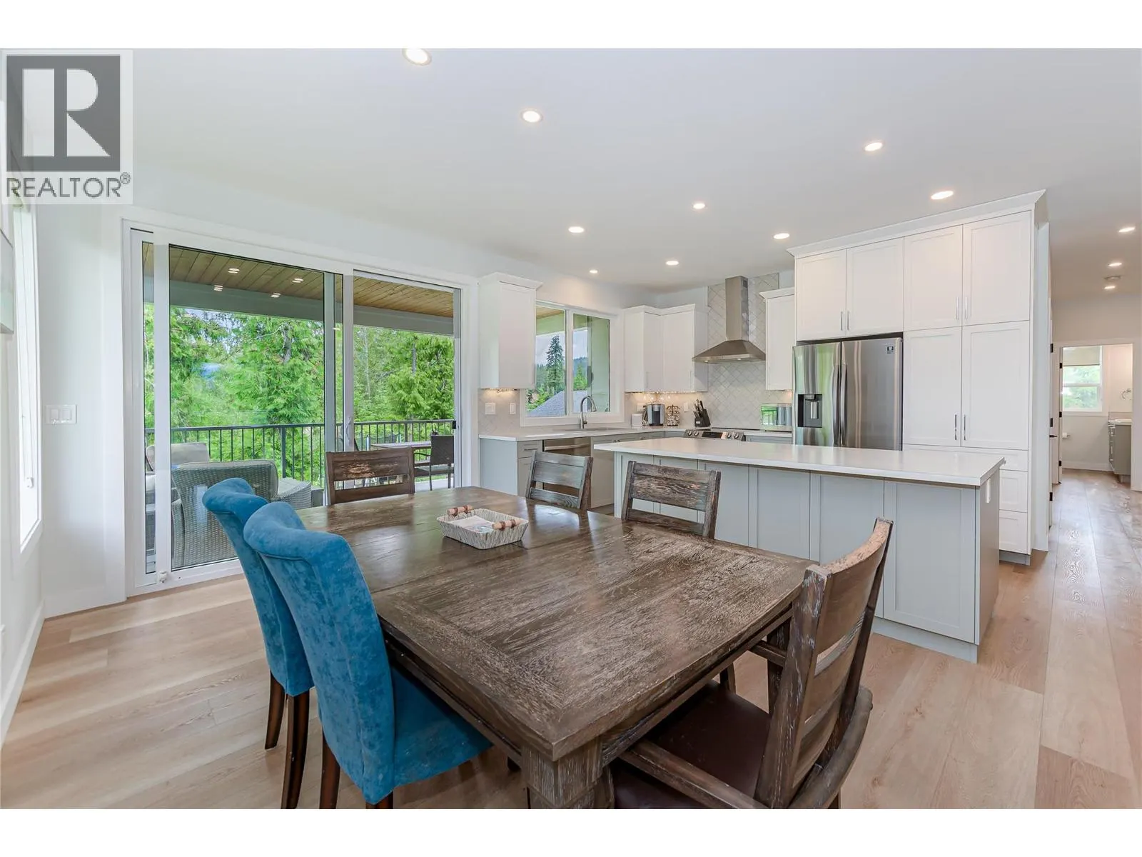 3475 Mabel Lake Place
