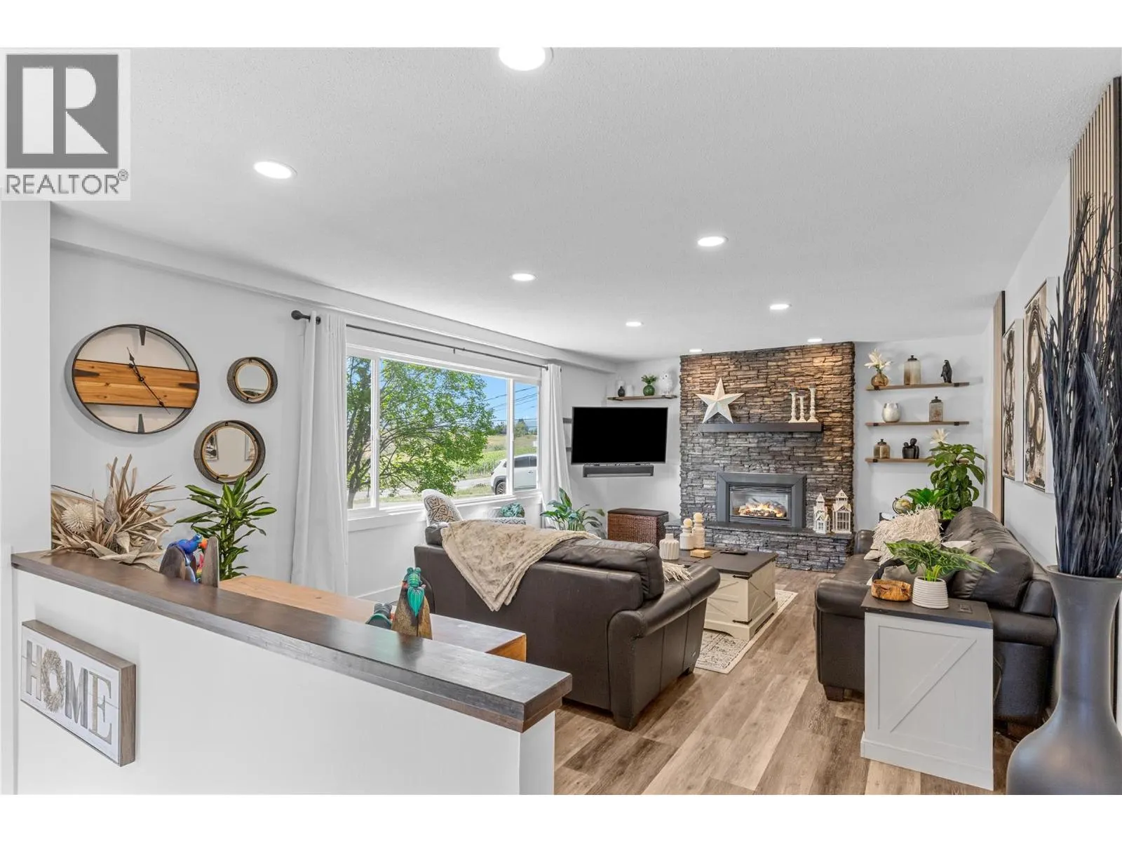 6149 Bella Vista Road