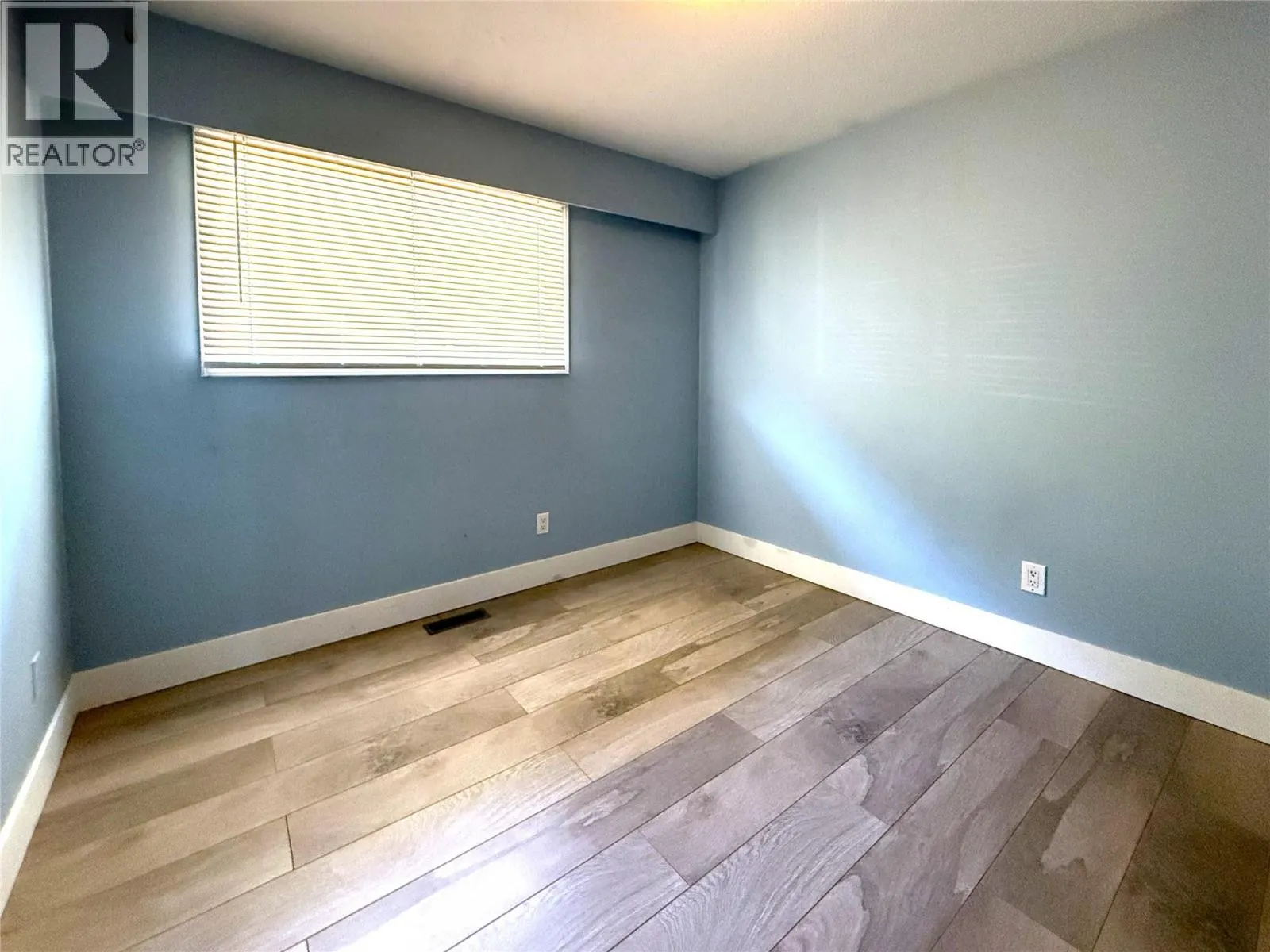 5400 RONDE Lane