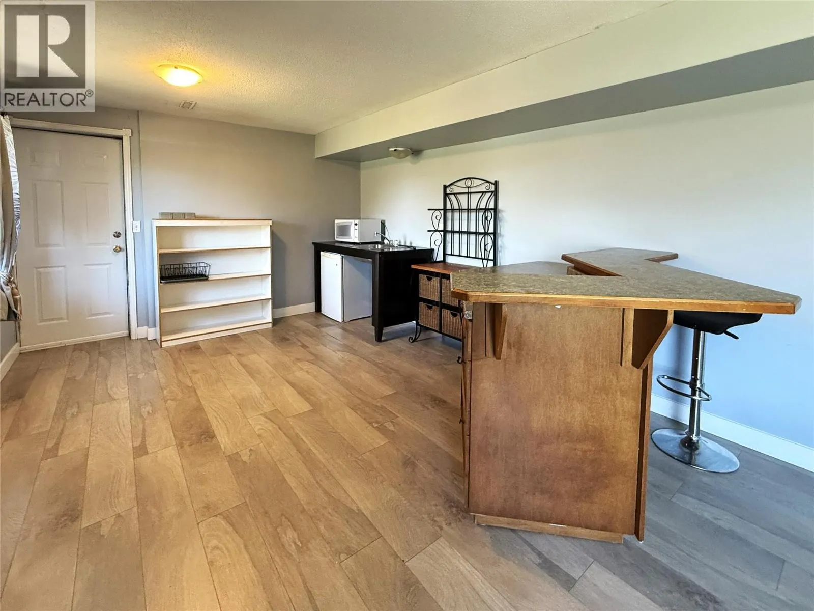 5400 RONDE Lane