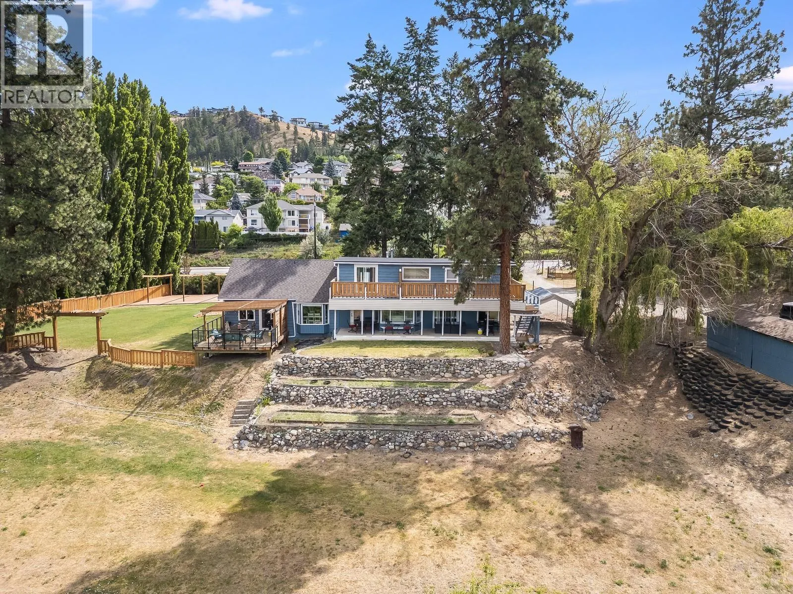 1293 Highway 33 E