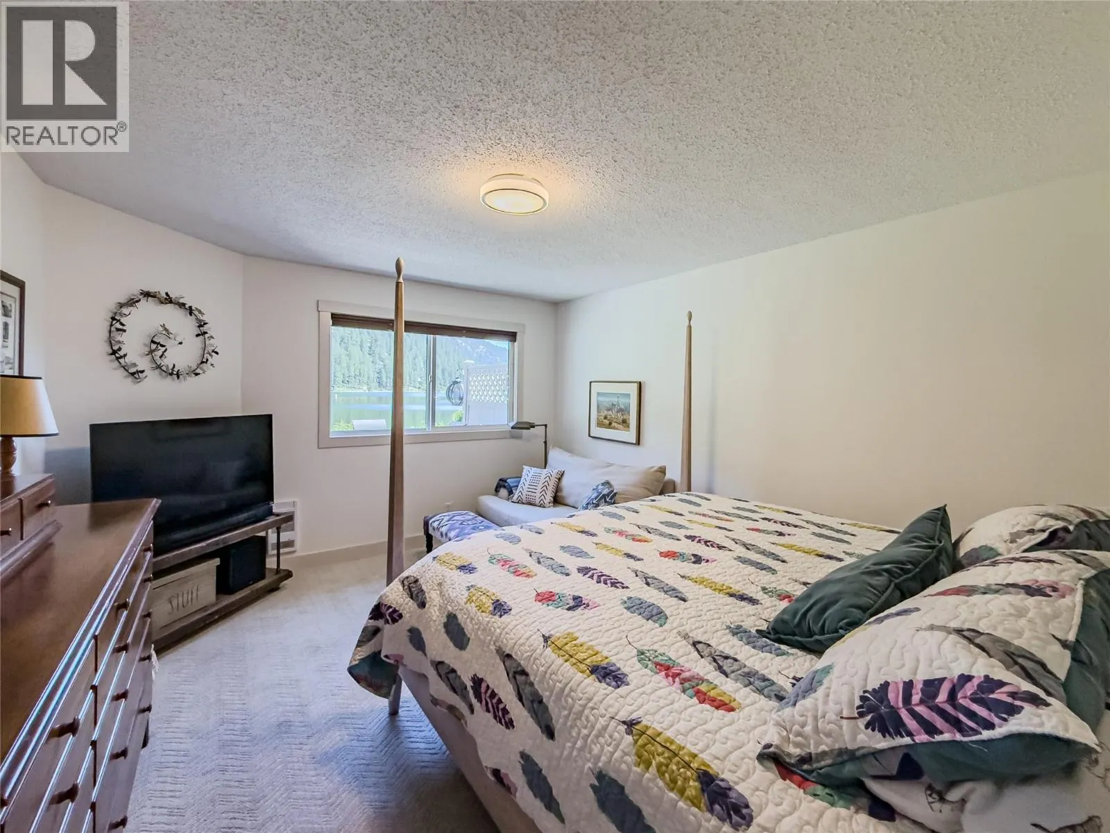 1801 Paul Lake Road Unit# 4
