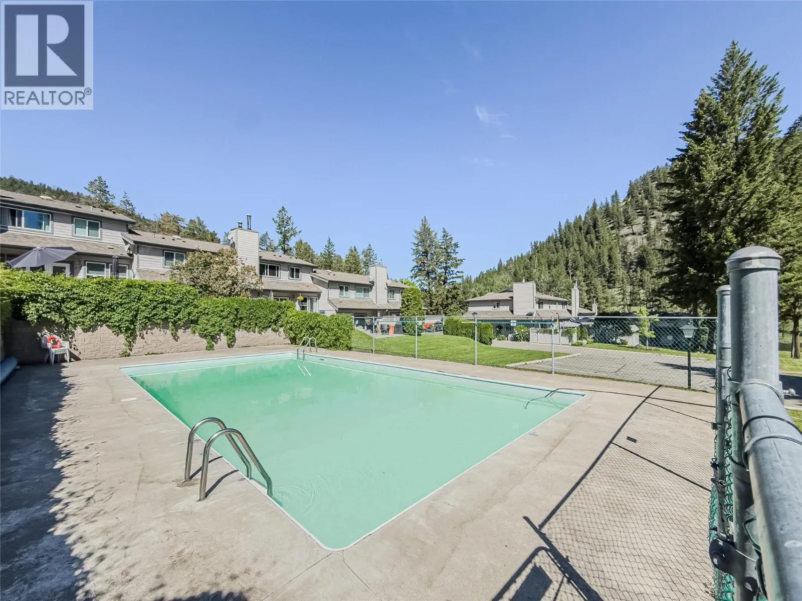 1801 Paul Lake Road Unit# 4