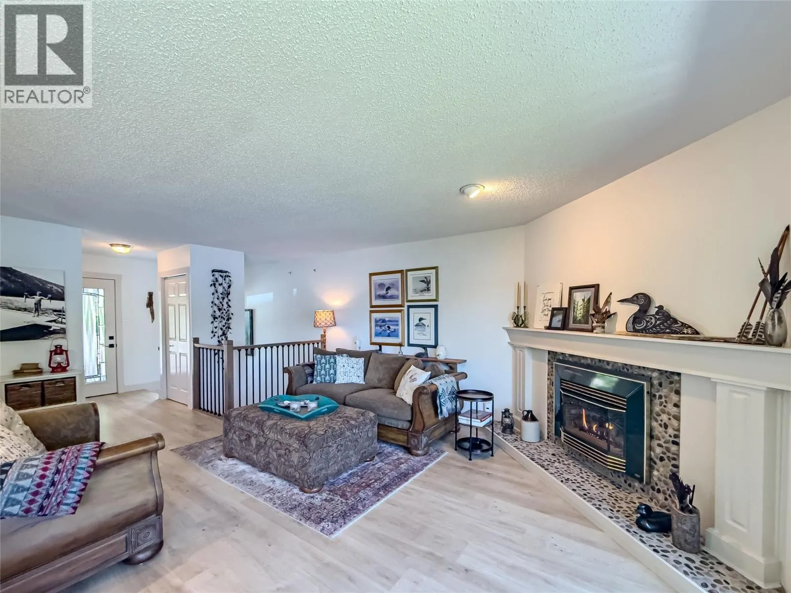 1801 Paul Lake Road Unit# 4