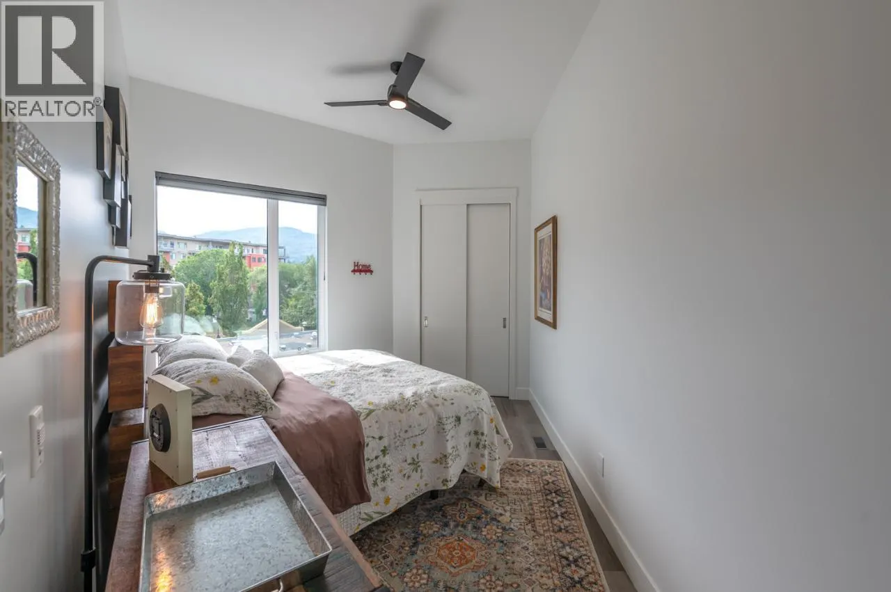 88 Lakeshore Drive