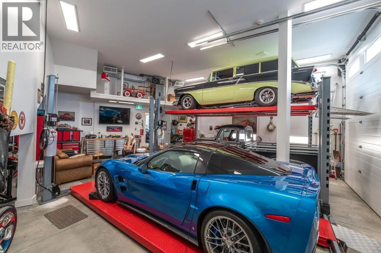 88 Lakeshore Drive