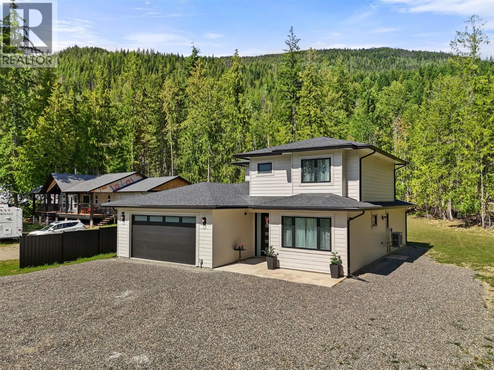 7670 Mountain Drive