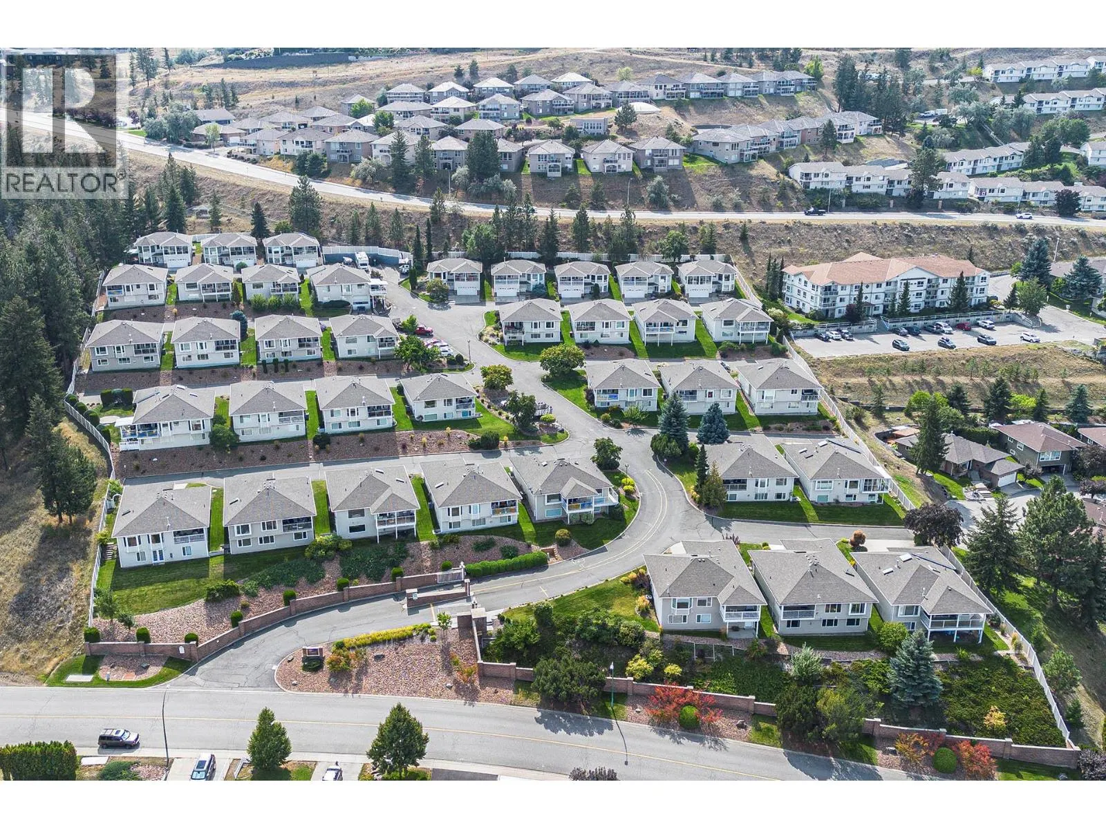 2030 VAN HORNE Drive Unit# 26