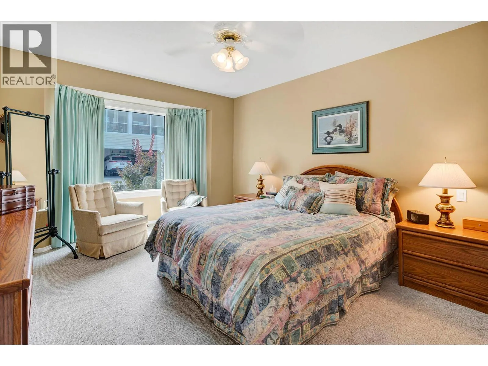 2030 VAN HORNE Drive Unit# 26
