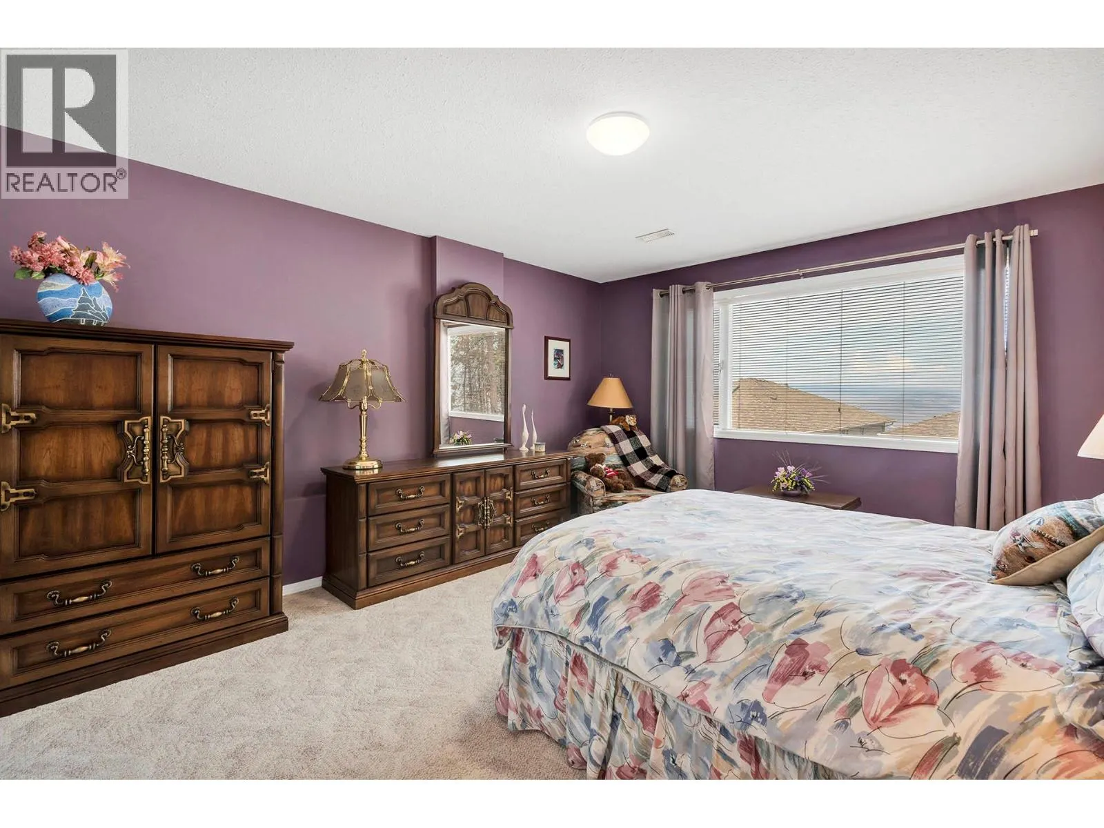 2030 VAN HORNE Drive Unit# 26