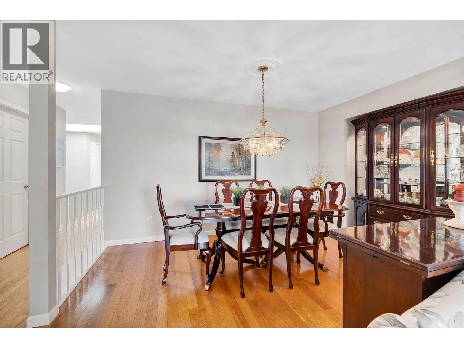 2030 VAN HORNE Drive Unit# 26
