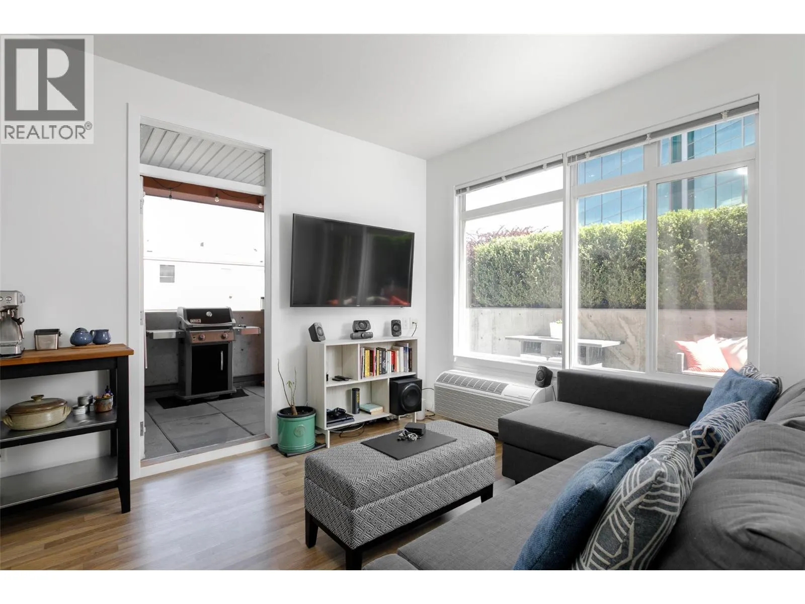 1550 Dickson Avenue Unit# 110
