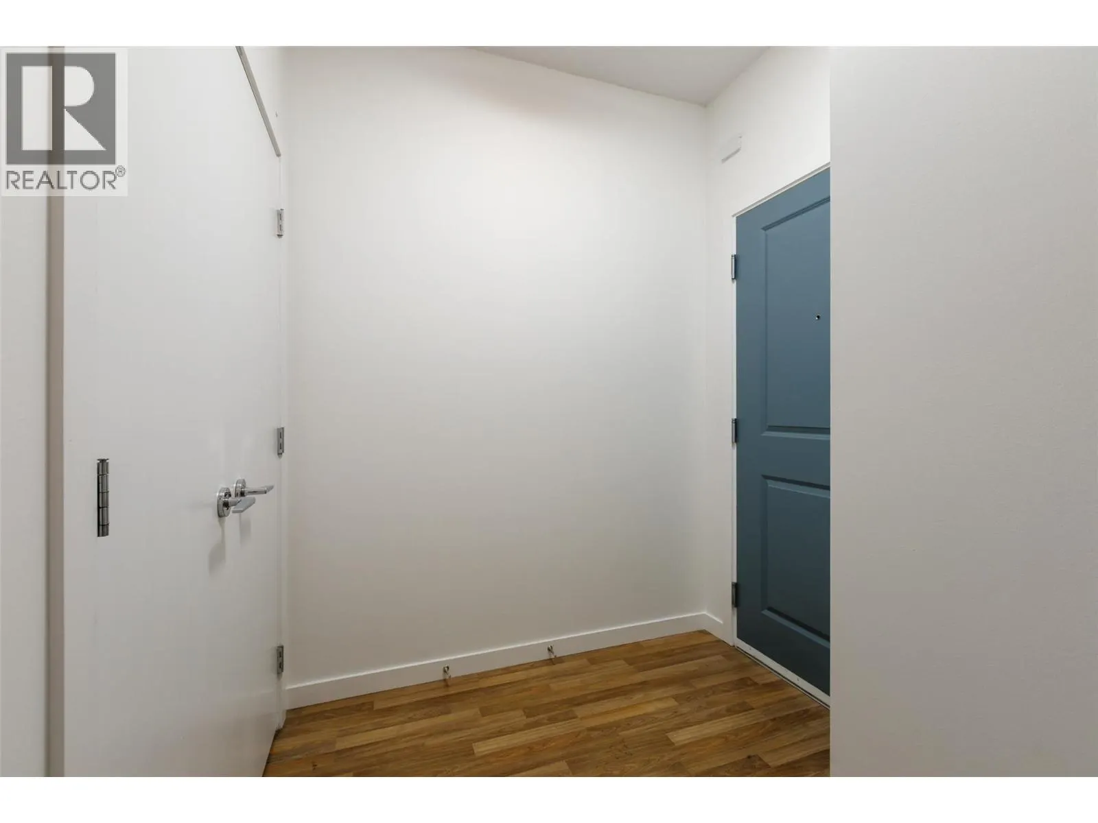 1550 Dickson Avenue Unit# 110