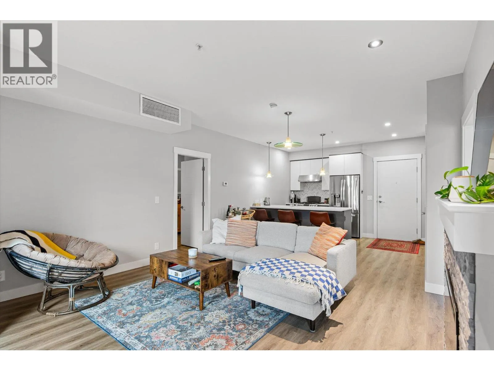 1883 Water Street Unit# 105
