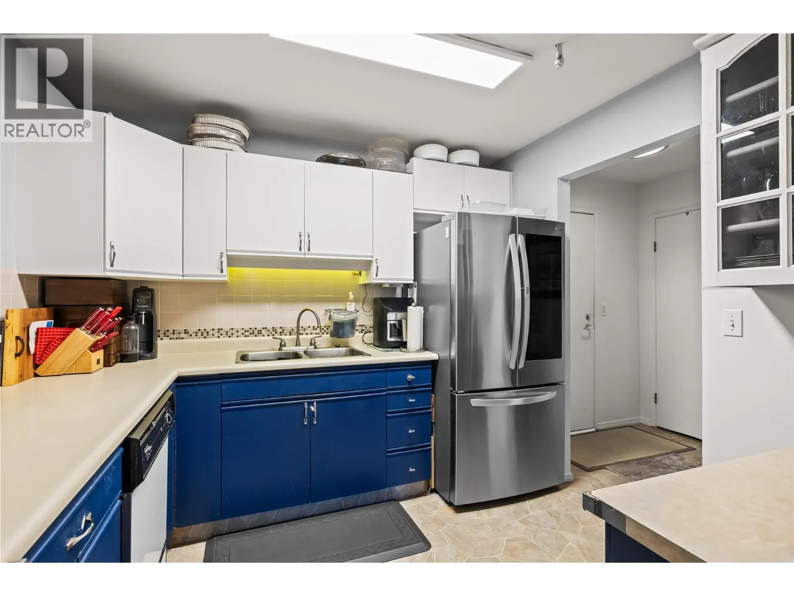 1045 Sutherland Avenue Unit# 145