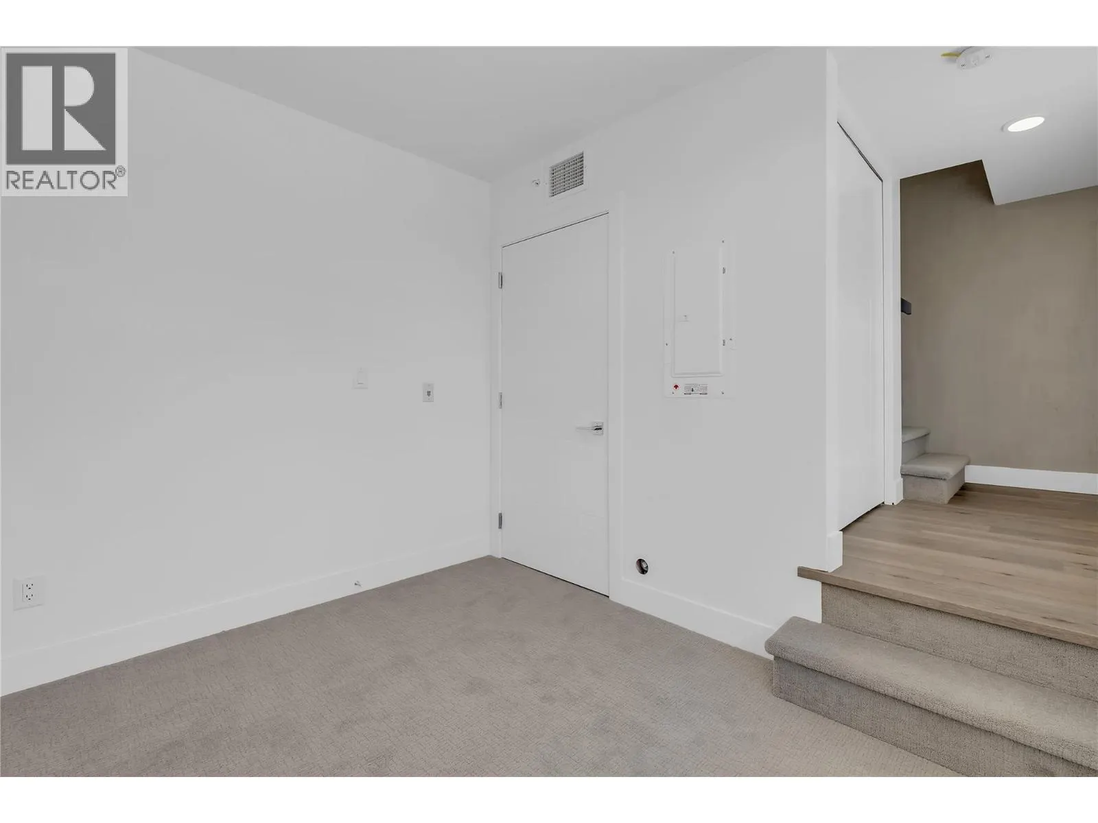 3642 Mission Springs Drive Unit# 102C