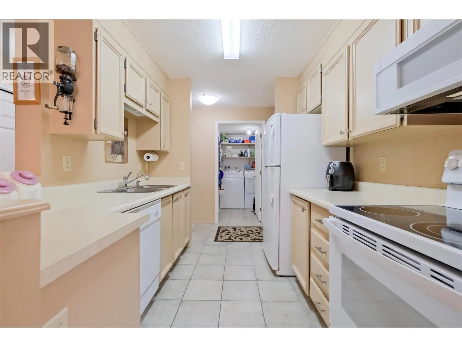 740 WINNIPEG Street Unit# 205