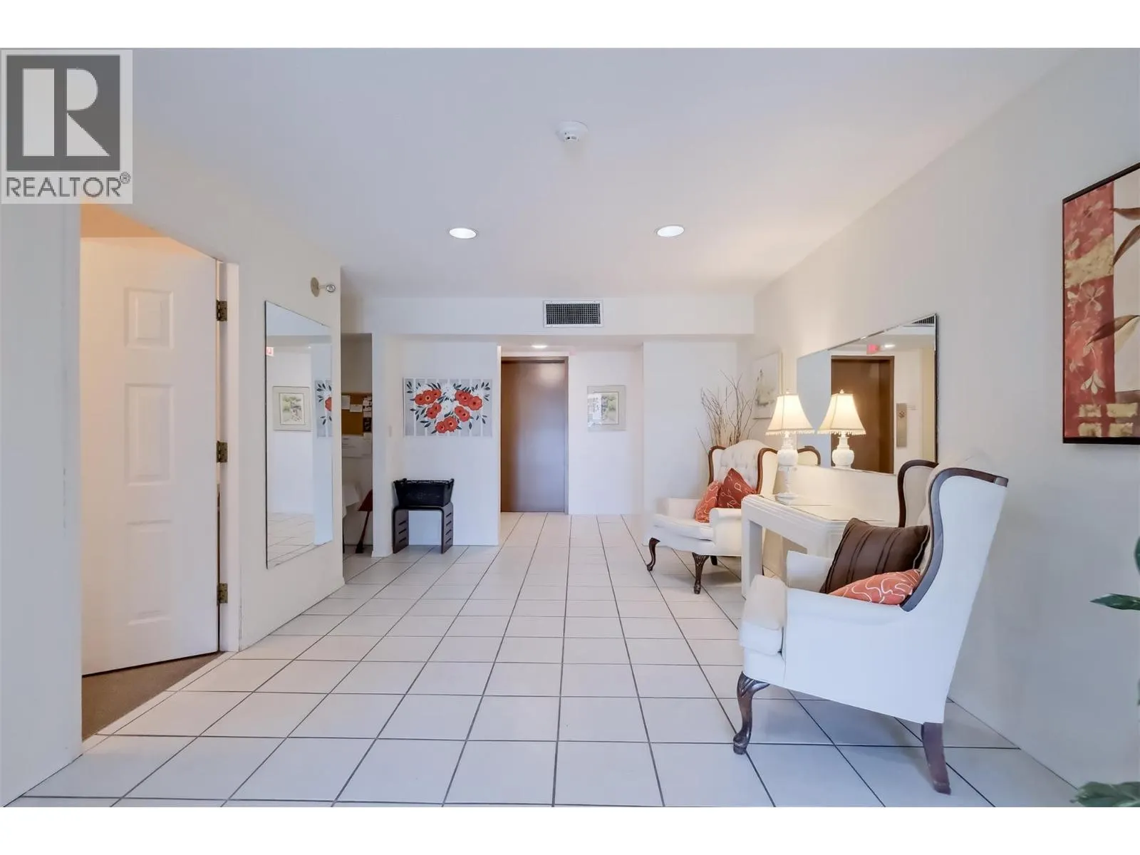 740 WINNIPEG Street Unit# 205