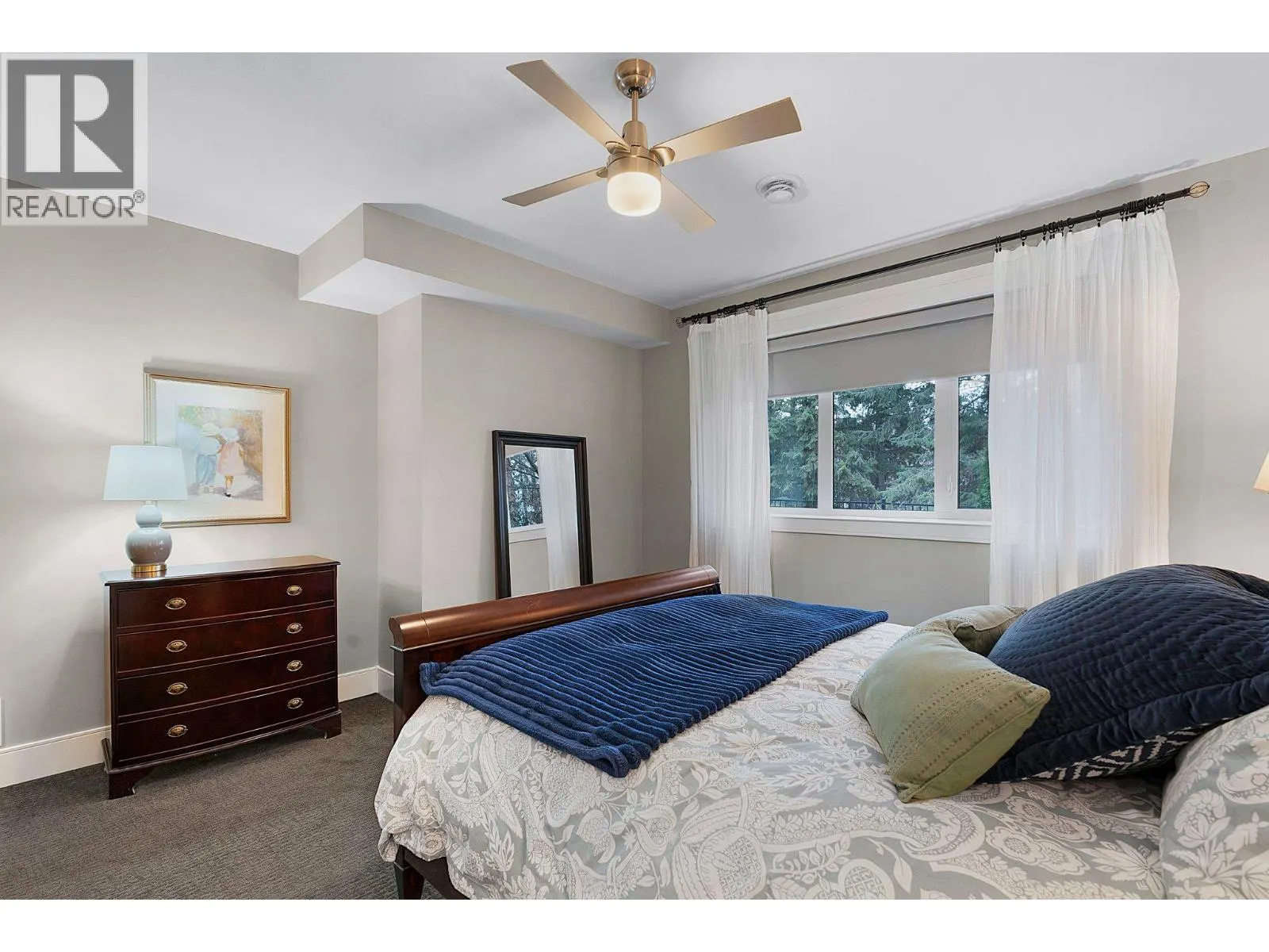 4149 Gallaghers Fairway S
