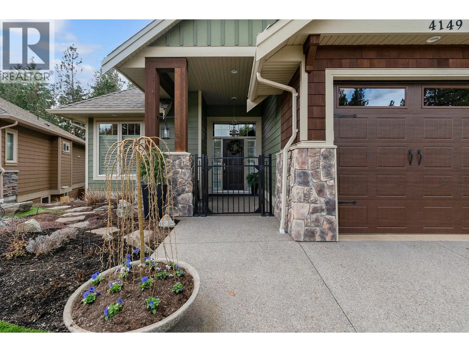 4149 Gallaghers Fairway S