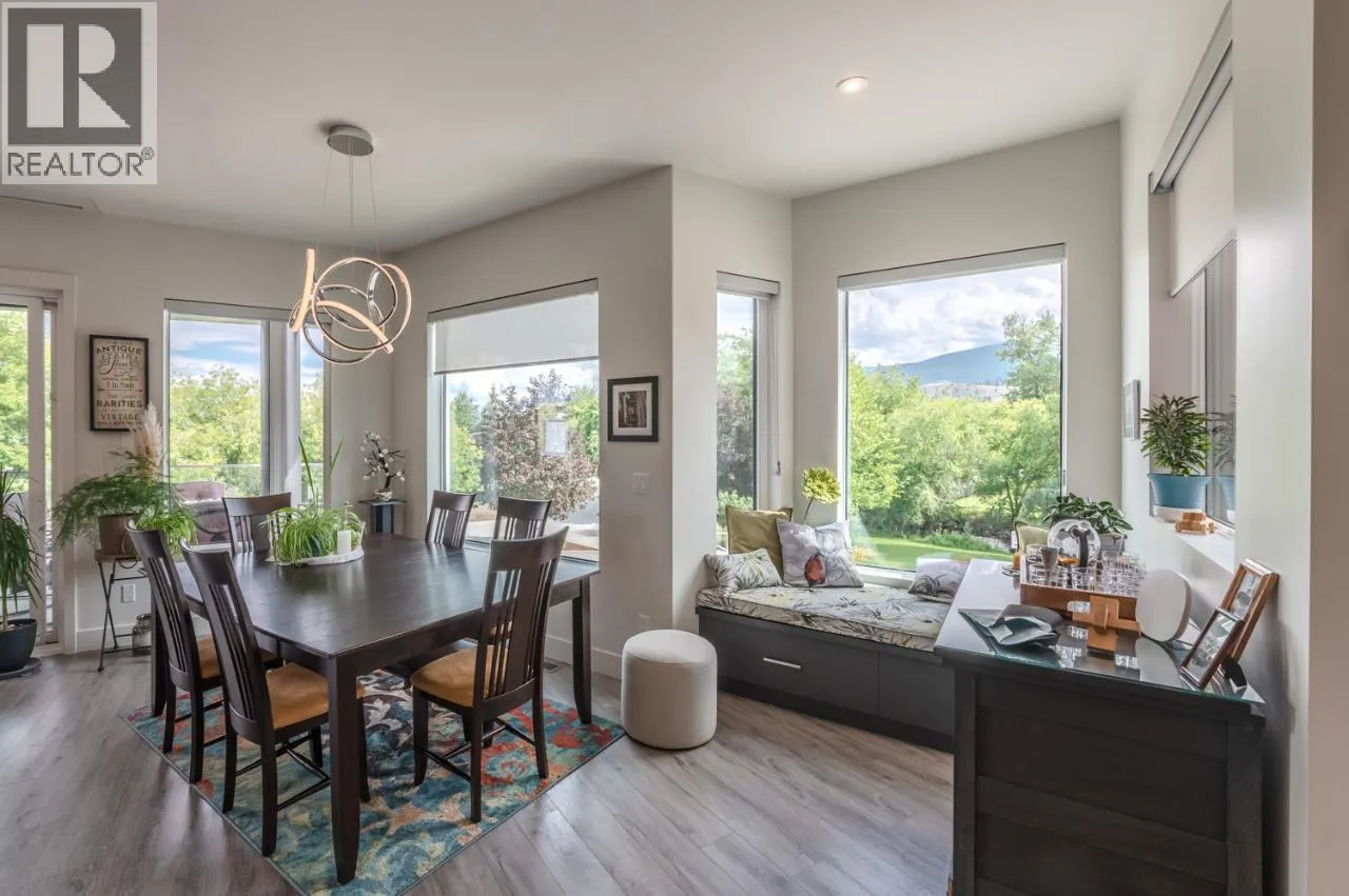 88 Lakeshore Drive Unit# 301