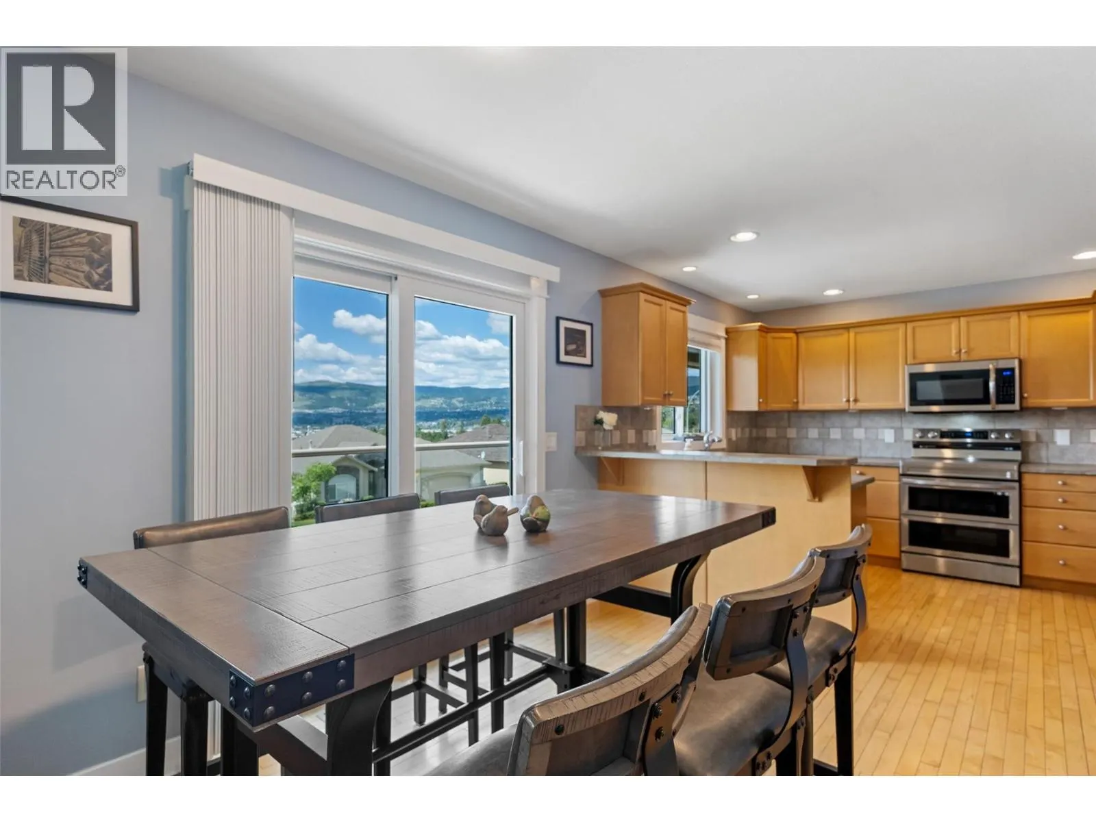 1682 Vineyard Drive