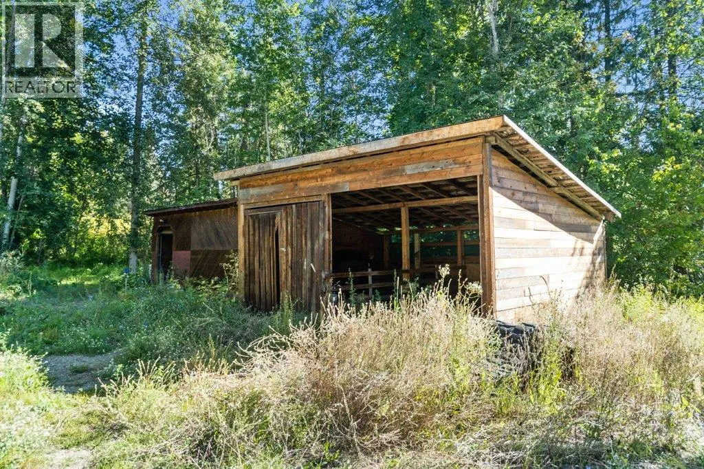 857 GRANDVIEW BENCH Road
