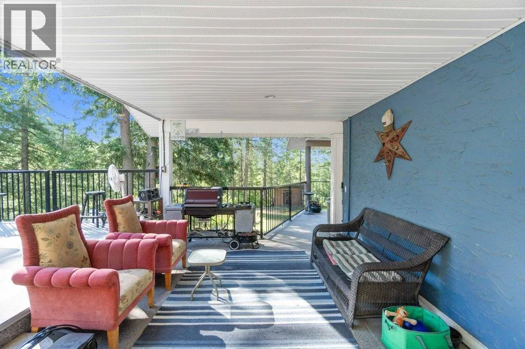857 GRANDVIEW BENCH Road